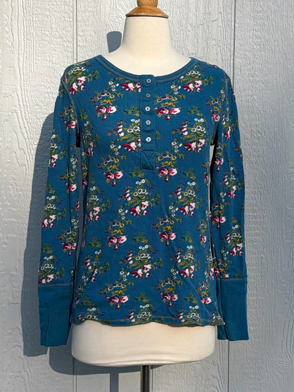 Sundance S Blue Floral Waffle-Knit Long Sleeve Top Shirt
